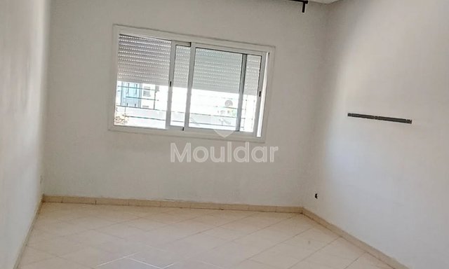 Para alugar: Apartamento Espaçoso com 3 Quartos em Kenitra - Val Fleury