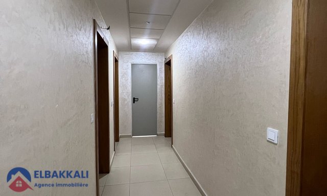 ¡Oficina en alquiler para profesión médica! — Tánger, Otro sector - 5