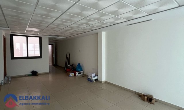 ¡Oficina en alquiler para profesión médica! — Tánger, Otro sector - 3