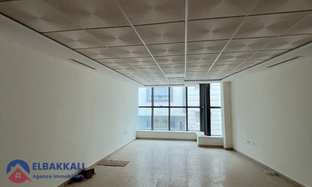 ¡Oficina en alquiler para profesión médica! — Tánger, Otro sector - 4