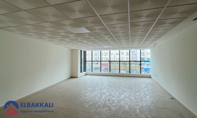 ¡Oficina en alquiler para profesión médica! — Tánger, Otro sector