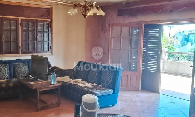 فيلا فسيحة للبيع في القنيطرة - 8 غرف نوم فاخرة - 3