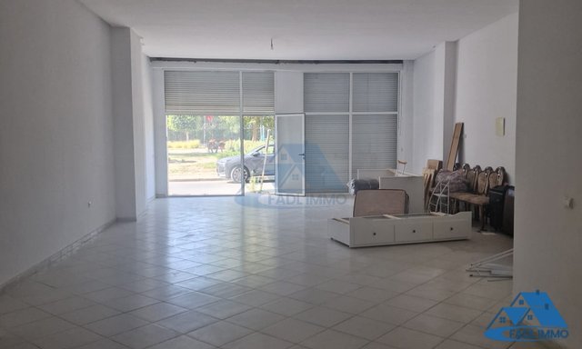 SALE OF COMMERCIAL PROPERTY ON MEHDIA ROAD KENITRA