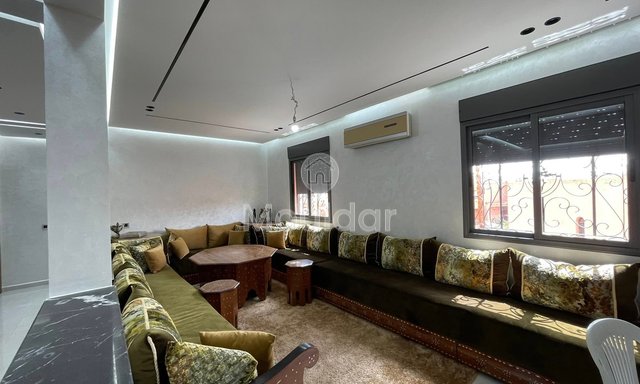 شقة للإيجار في مراكش: غرفتان، 92م² من الراحة