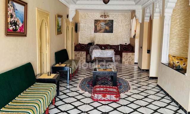 فيلا مشمسة في مراكش: هروب فاخرة وراحة