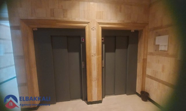 Apartamento Espacioso en Venta en Tánger - ¡Vista Impresionante! — Tánger, Iberie - 8