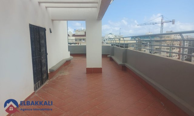 Apartamento Espacioso en Venta en Tánger - ¡Vista Impresionante! — Tánger, Iberie - 10