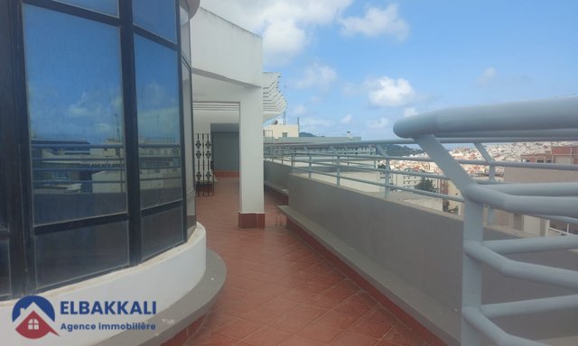 Apartamento Espacioso en Venta en Tánger - ¡Vista Impresionante! — Tánger, Iberie - 9