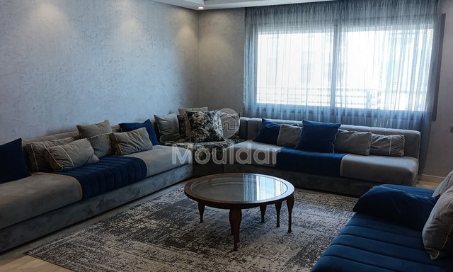 Affittasi ampio appartamento con 3 camere da letto a Casablanca