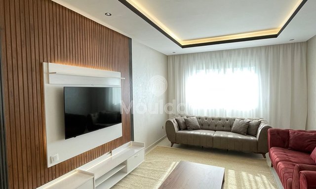 شقة للإيجار في وسط طنجة: 3 غرف مريحة