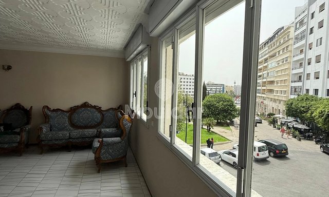 مكتب للإيجار: مساحة متميزة تبلغ 180م² في طنجة - 2