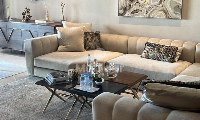 شقة للايجار: 160م² في قلب عين دياب