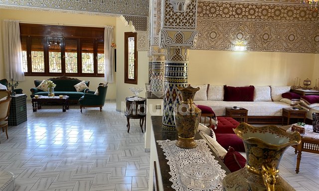 فيلا رائعة للبيع في الرباط - السويسي، 6 غرف نوم - 3