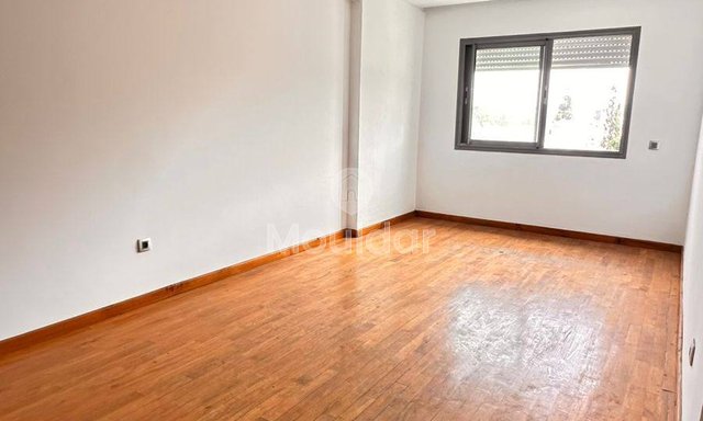 استوديو للإيجار في قلب الدار البيضاء - حي المستشفيات