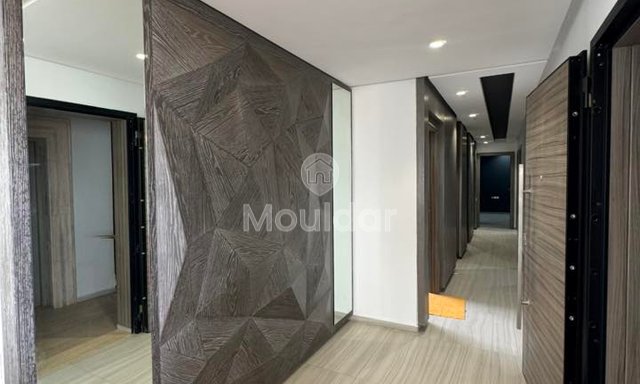 Apartamento Moderno en Venta en Fez: 3 Habitaciones y Ascensor - 2