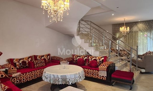 فيلا للبيع في دار بوعزة: رفاهية وفضاء