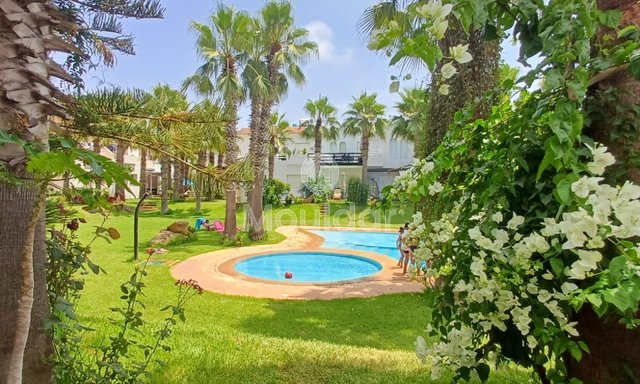 Vente Triplex Chic à Harhoura : Confort et Élégance