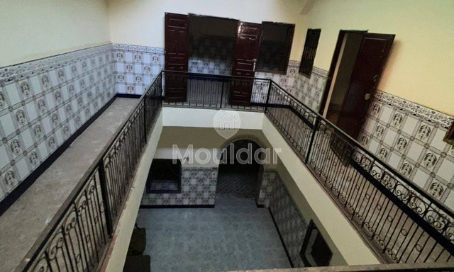 رياض للبيع: سحر أصيل في قلب مراكش