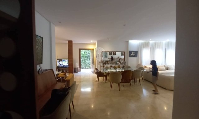 Villa à vendre à Bouskoura dans le quartier Prestigia