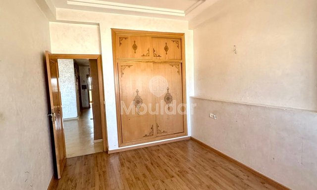 Apartment for Sale in Fes: 3 Bedrooms, Balcony, Elevator - 2