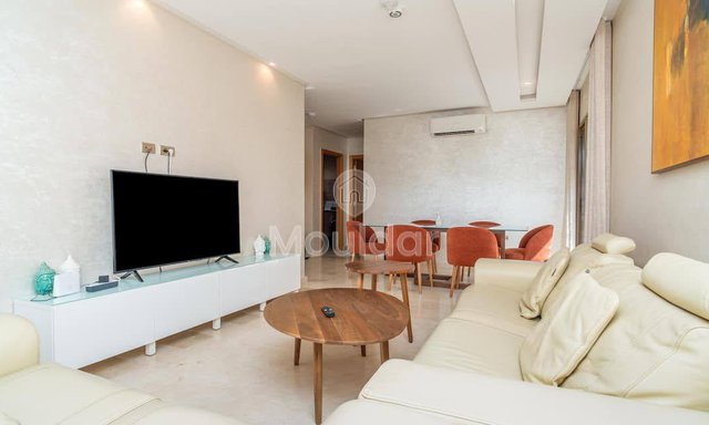 شقة فسيحة مكونة من 3 غرف للإيجار في مراكش - شارع محمد السادس