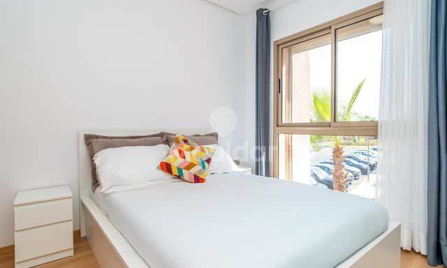 شقة فسيحة مكونة من 3 غرف للإيجار في مراكش - شارع محمد السادس - 4