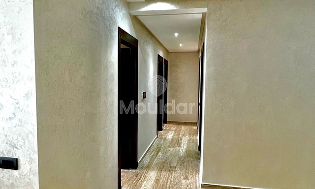 Apartament superb, mobilat, de închiriat în Dar Bouazza cu piscină