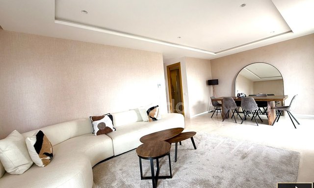 شقة رائعة مكونة من غرفتي نوم مع شرفة في مدينة كاسابلانكا المالية