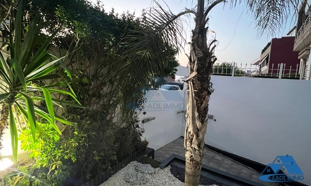 EL Golf mahallesinde şık villa satışı, 335 m2 Kénitra — Kenitra, El Haddada