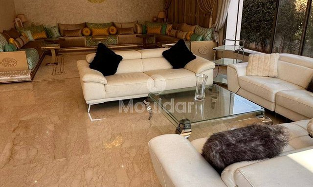 فيلا الحلم في دار بوعزة: الفخامة والراحة