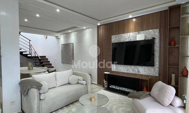 بيت للبيع في مراكش: 4 غرف وشرفة - 4