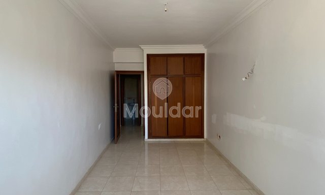 شقة جميلة 4 غرف للإيجار في الرباط ديور جامع - 3