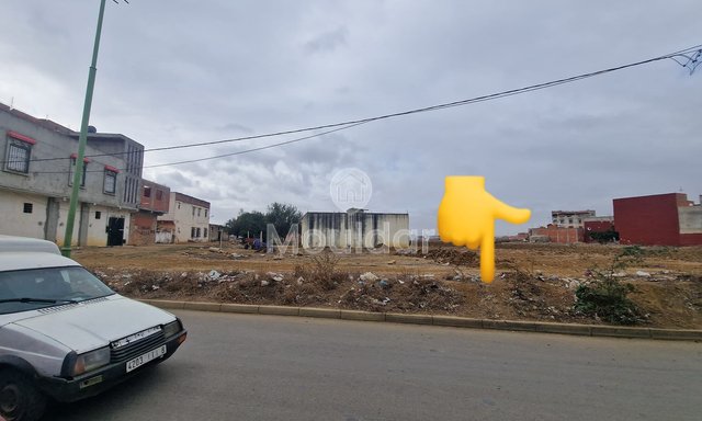 Land for Sale in Ksar el-Kebir: 458 m² to Seize