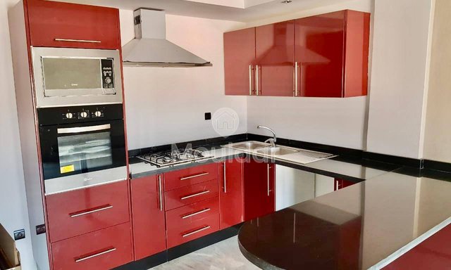 استوديو أنيق للإيجار في مراكش - شرفة وموقف سيارات شامل - 3