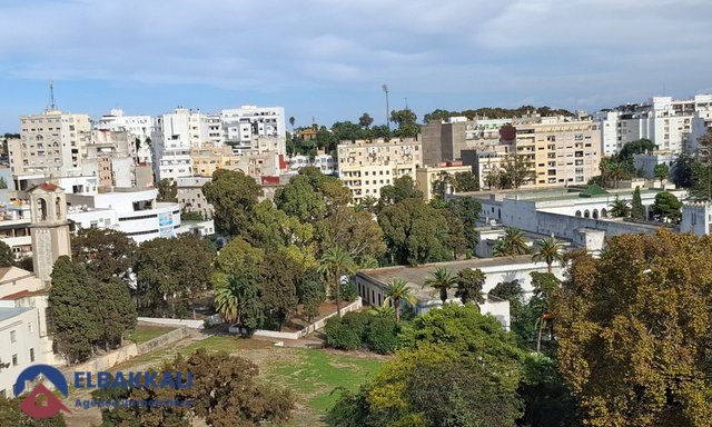 Apartamento en Alquiler en Tánger: 5 Habitaciones, Vista Impresionante — Tánger, Iberie - 6