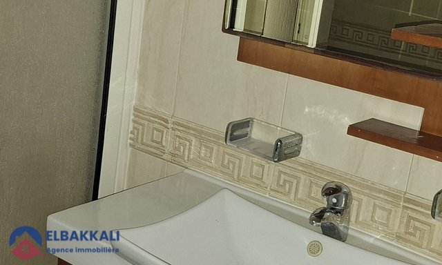 Apartamento en Alquiler en Tánger: 5 Habitaciones, Vista Impresionante — Tánger, Iberie - 25