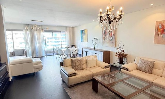 شقة مفروشة رائعة في عين دياب: راحة وحداثة - 2