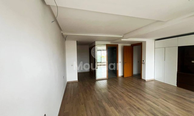 شقة ساحرة من غرفتي نوم للإيجار في عين دياب - 4