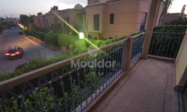 فيلا استثنائية للبيع في مراكش: 5 غرف نوم وحمام سباحة - 4