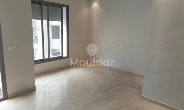 استوديو للإيجار في المعاريف: الراحة والمرافق في الدار البيضاء