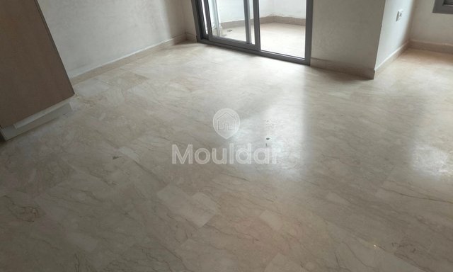 استوديو للإيجار في المعاريف: الراحة والمرافق في الدار البيضاء - 2