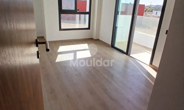 Wohnung in Dar Bouazza: Komfort, Sicherheit und Pool!