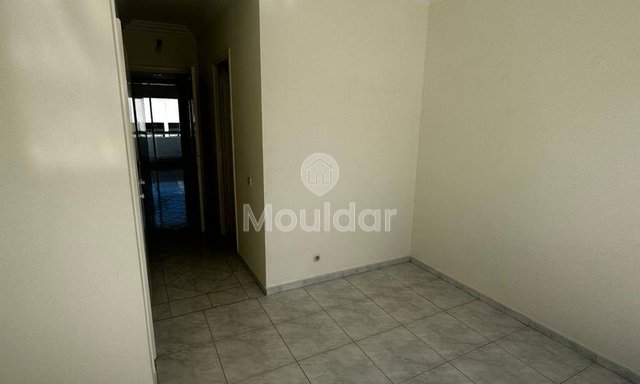 شقة للإيجار: ٣ غرف نوم في الرباط، تراس خاص - 4