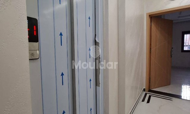 Apartment in Martil: 2 Bedrooms with Balcony and Equipped Kitchen - 4