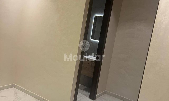 Appartement te huur in Sidi Maarouf: 2 kamers, uitgerust