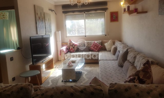 شقة رائعة للإيجار في الرباط: 3 غرف مع شرفة