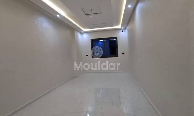 Apartment in Martil: 2 Bedrooms with Balcony and Equipped Kitchen - 3