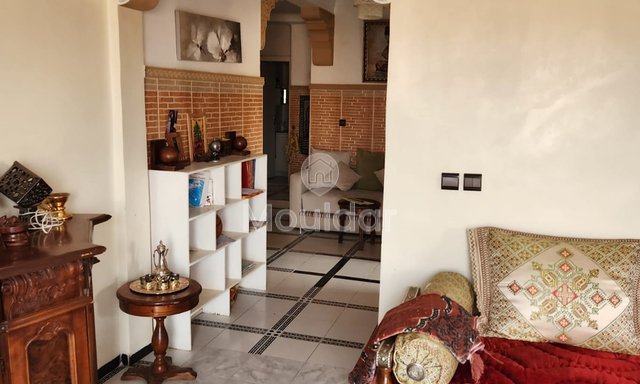 شقة غرفتين مع شرفة للبيع في جليز - 2