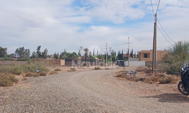 أرض للبيع في مراكش: مثالية لفيلتك الحلم