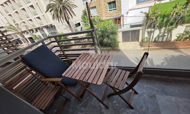 استوديو أنيق للإيجار: إطلالة على البحر وراحة في عين دياب - 3